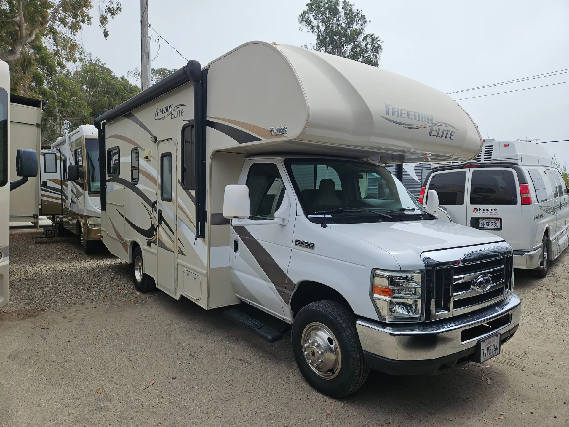 2017 Thor Motor Coach Freedom Elite 23H - Photo 2