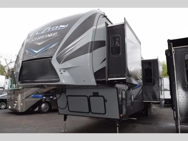 2016 Keystone Fuzion 422 - Photo 2