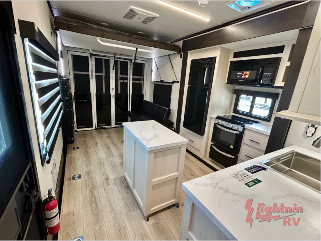 2026 Forest River Vengeance Rogue Armored 26L140, Photos photo 15