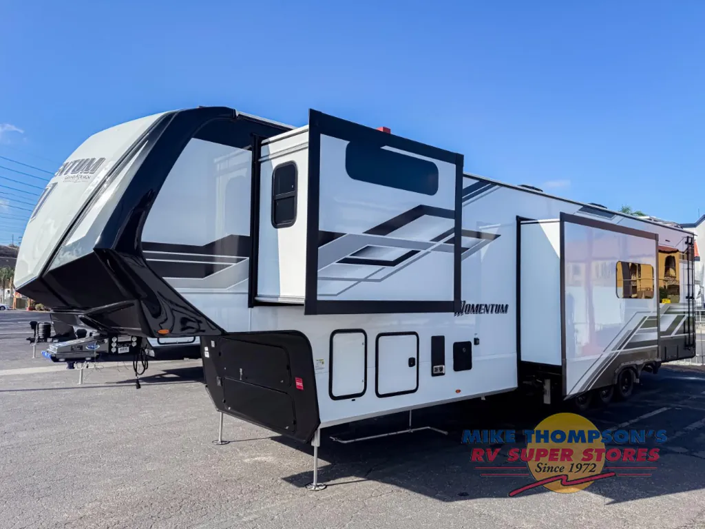 2026 Grand Design Momentum 399M, Photos photo 3