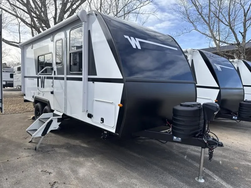 2026 Winnebago Micro Minnie 2108FBS - Photo 2