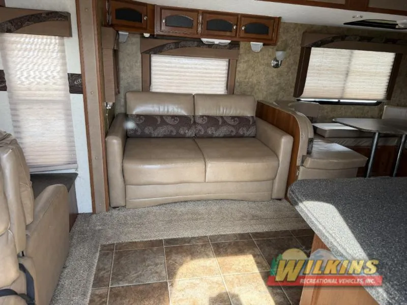 2013 Coachmen Freedom Express 297RLDS - Photo 4