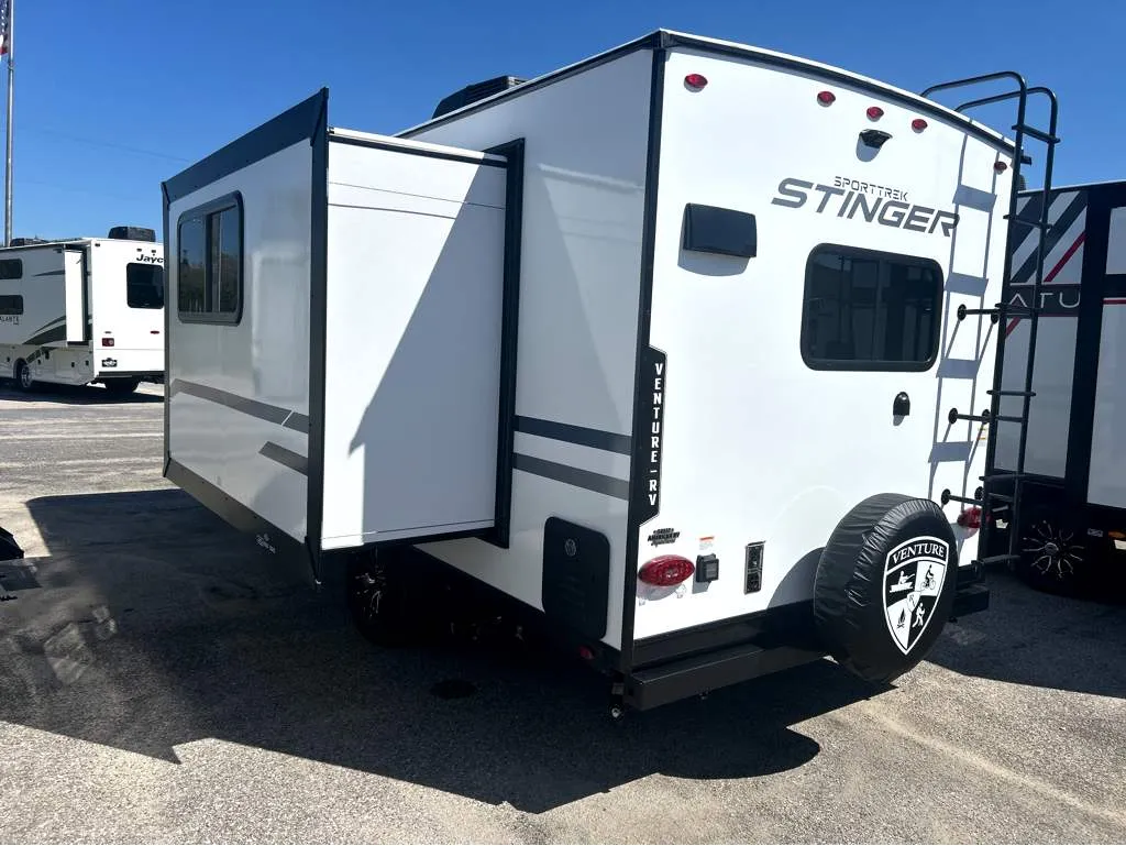 2026 Venture RV SportTrek Stinger STS181VRK - Photo 4