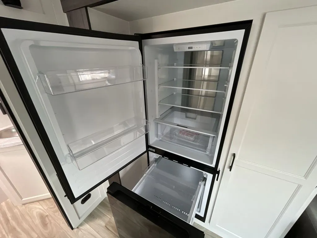 2026 Venture RV Stratus SR282VFD, Photos photo 10