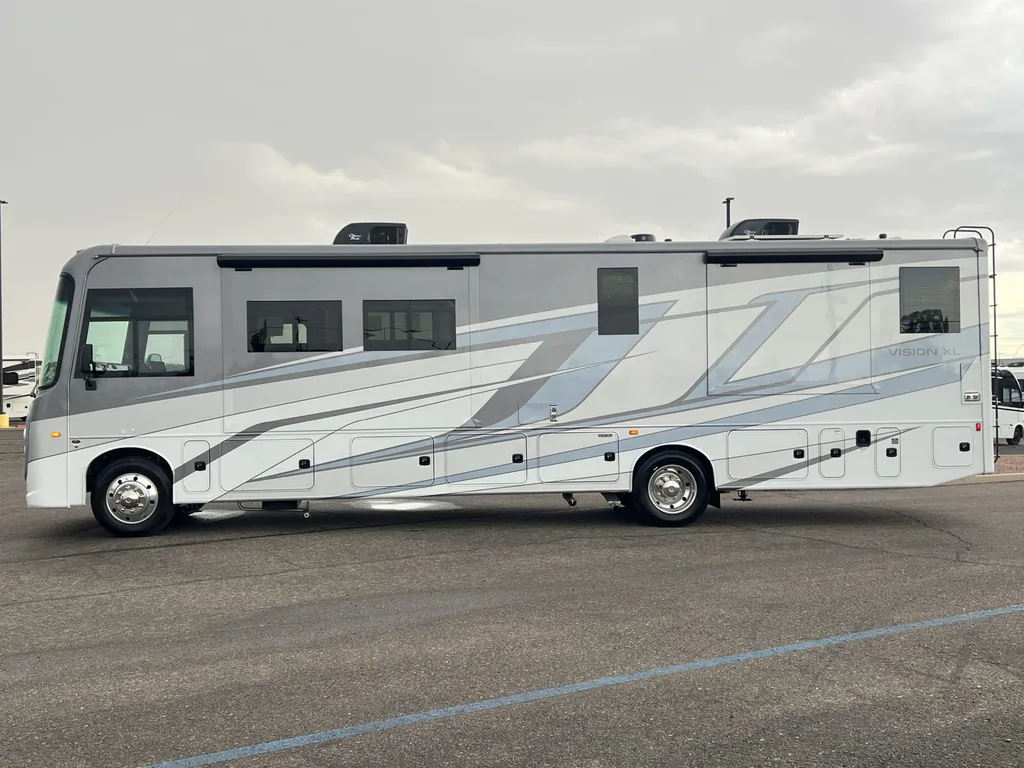 2027 Entegra Coach Vision XL 36C, Photos photo 35