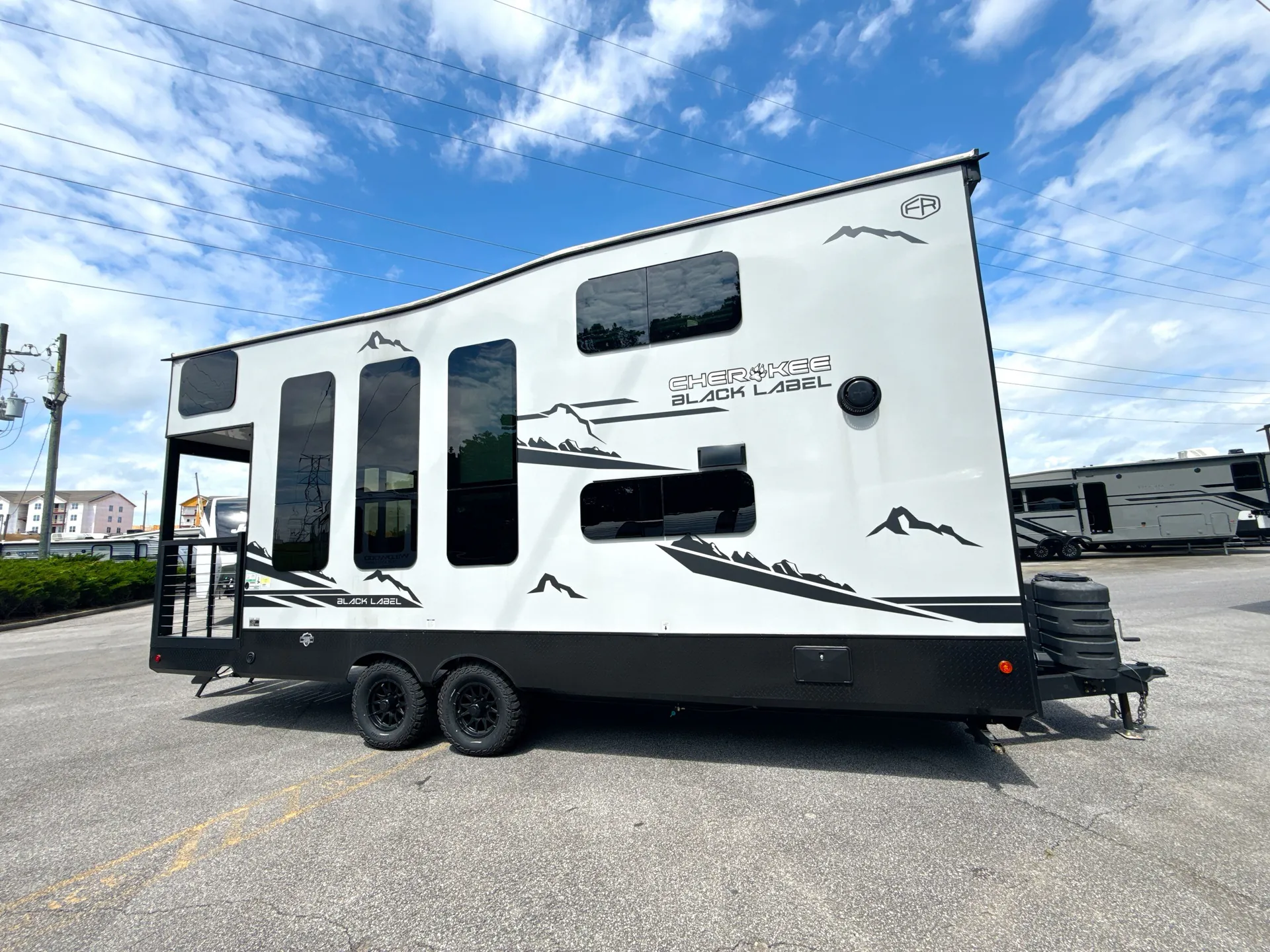 2025 Forest River Timberwolf Black Label 16MLBL — campside