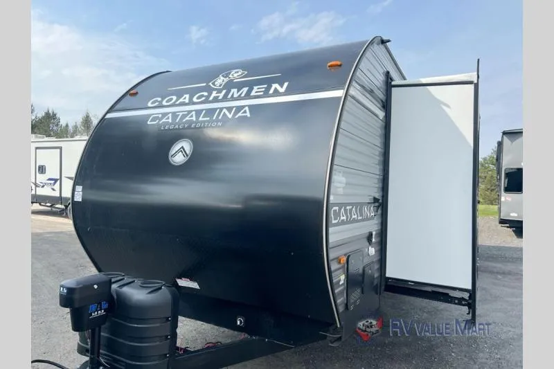2026 Coachmen Catalina Legacy Edition 313RLTS - Photo 3