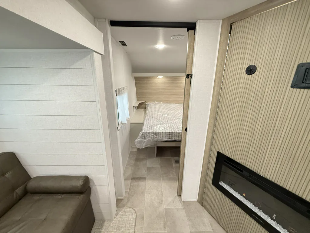 2026 Forest River Airelume 325, Photos photo 15