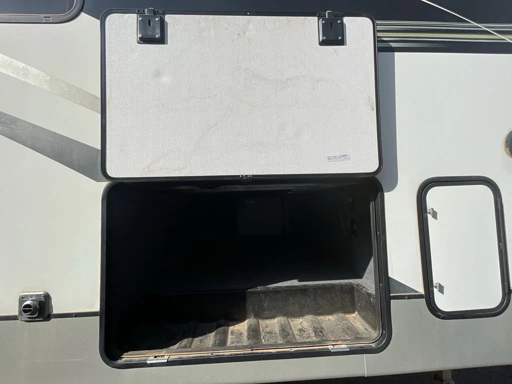 2022 Coachmen Chaparral 373MBRB - Photo 3