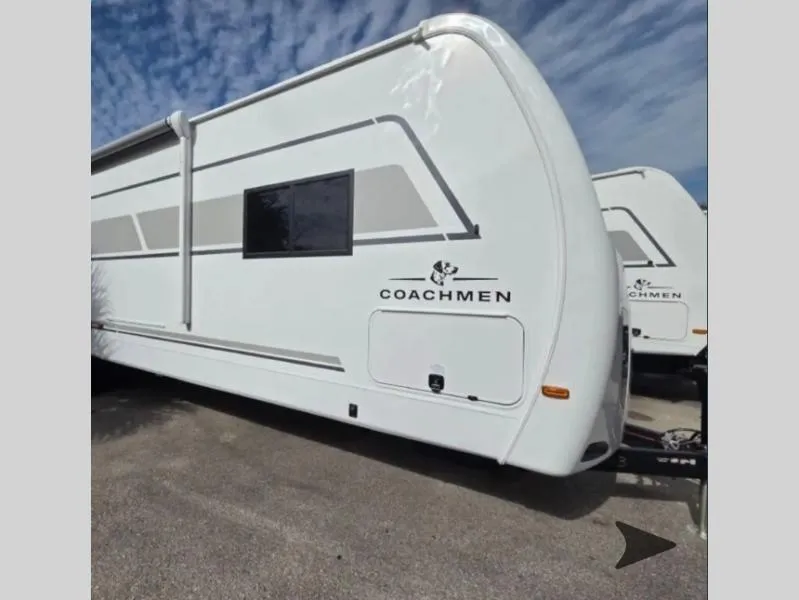 2026 Coachmen Freedom Express Liberty Edition 330BHJJ - Photo 4