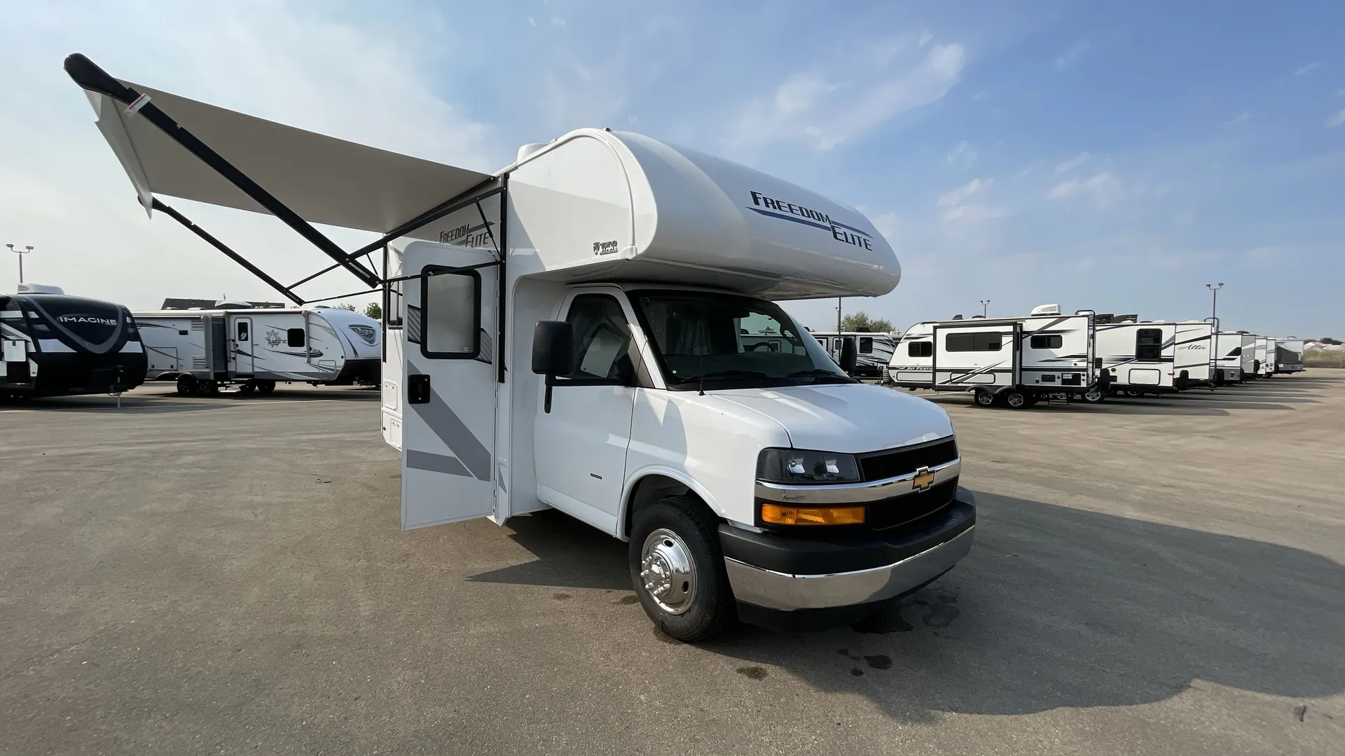 2026 Thor Motor Coach Freedom Elite 19HE - Photo 2