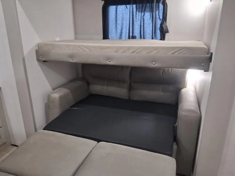 2027 Jayco North Point 391TBBH, Photos photo 11