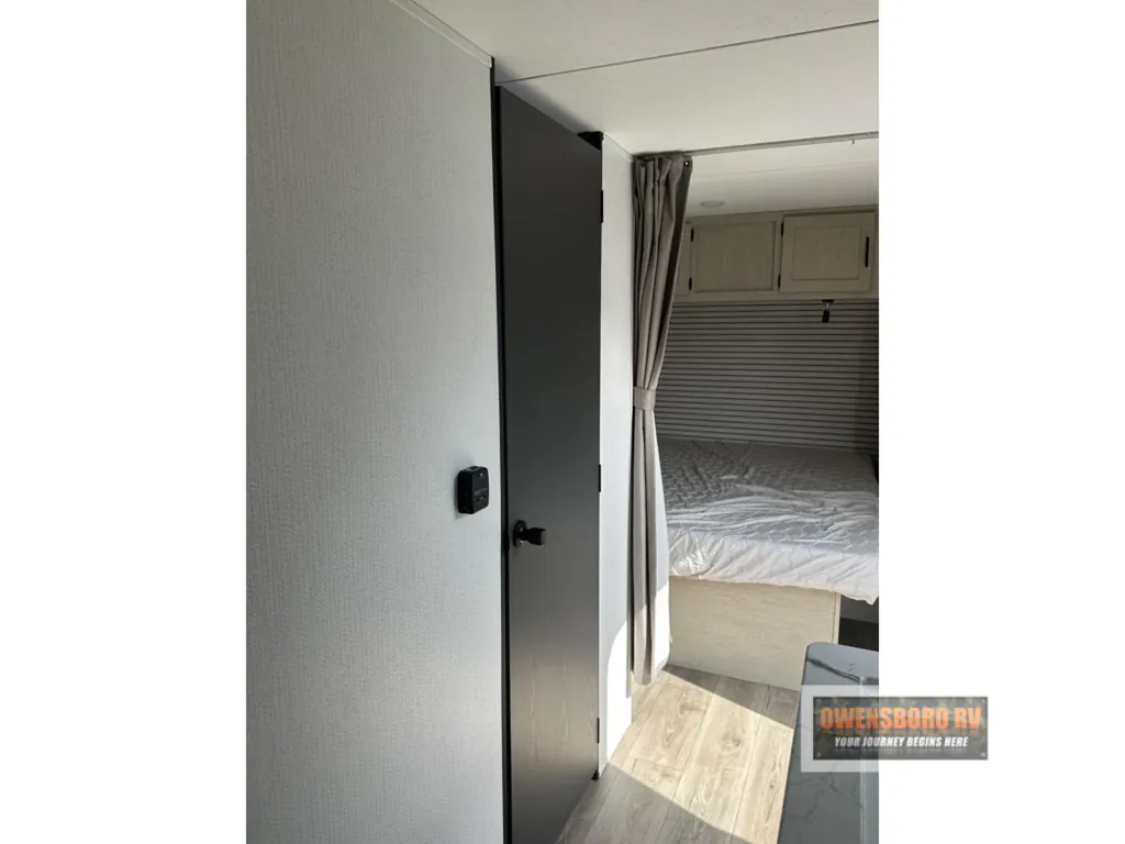 2026 Shasta RVs i-5 Edition 521CK, Photos photo 25