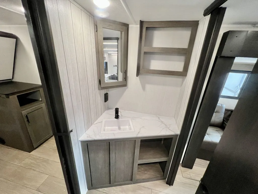 2026 Forest River Cherokee Alpha Wolf 29TB, Photos photo 56