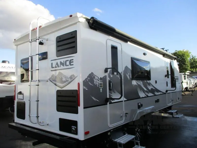 2026 Lance Lance Travel Trailers New    2285 - Photo 4