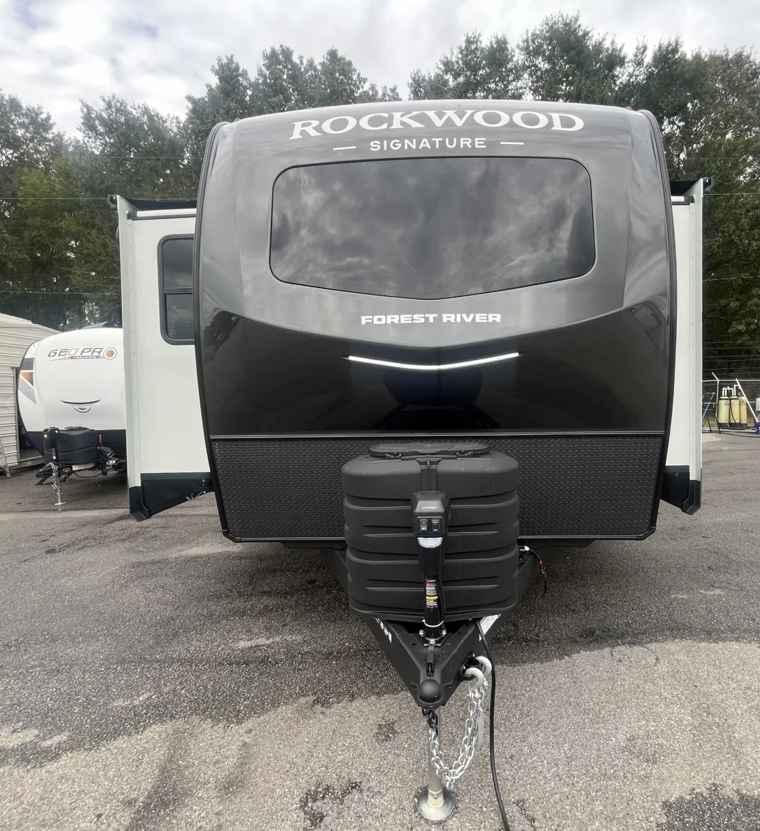 2026 Forest River Rockwood Signature 8339FK - Photo 3