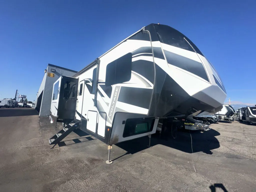 2021 Dutchmen Voltage 3615 dealer photo 1 from Blue Compass RV