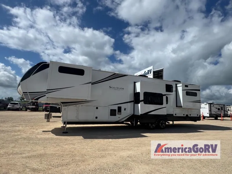 2026 Grand Design Solitude 390RK - Photo 4