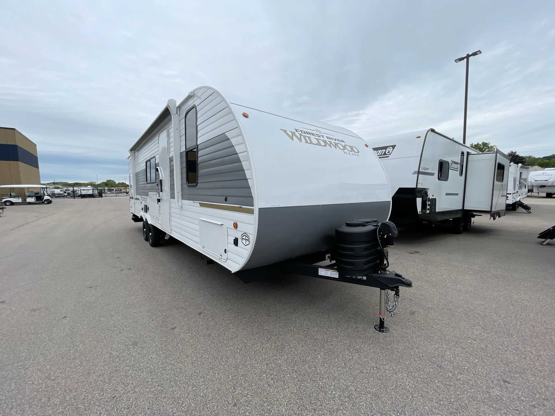 2027 Forest River Wildwood X-Lite 263BHXL