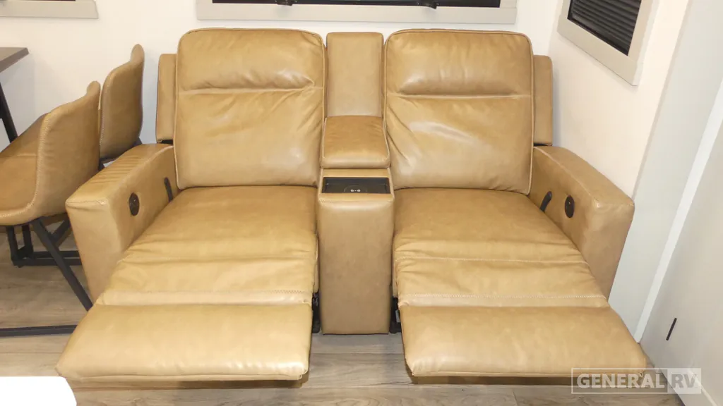2025 Brinkley Model Z AIR 285, Photos photo 26