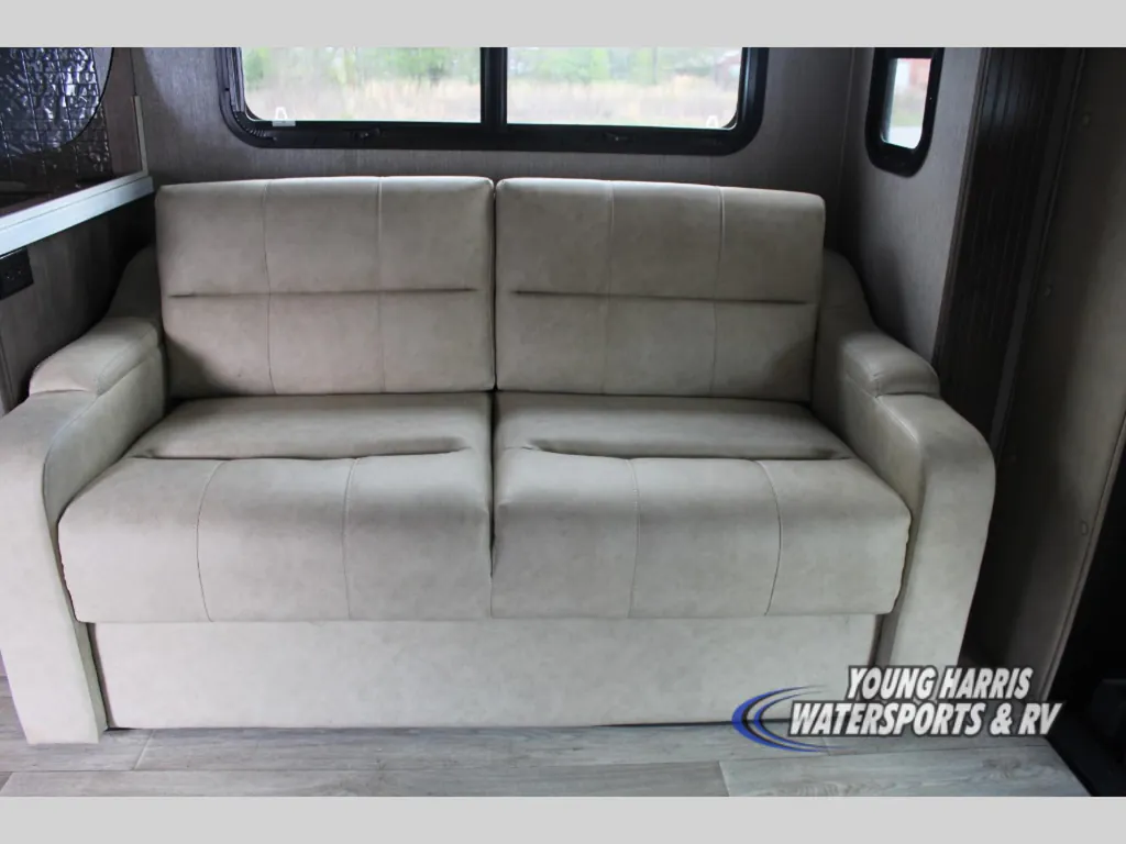 2023 Nexus Wraith 33W, Photos photo 13