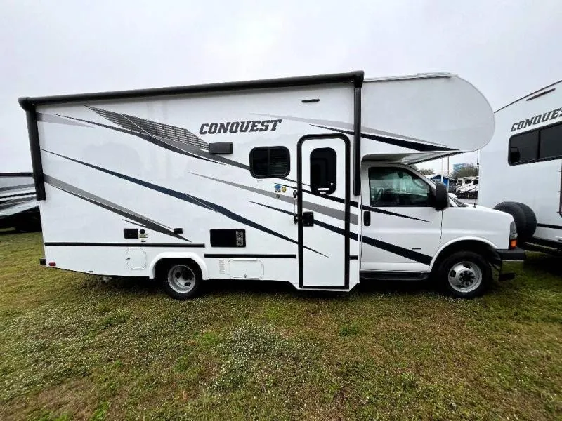 2024 Gulf Stream Conquest 6220LE - Photo 4