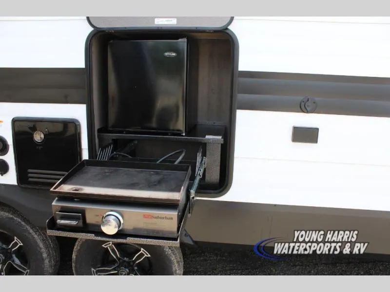 2025 Grand Design Transcend 245RLT - Photo 4