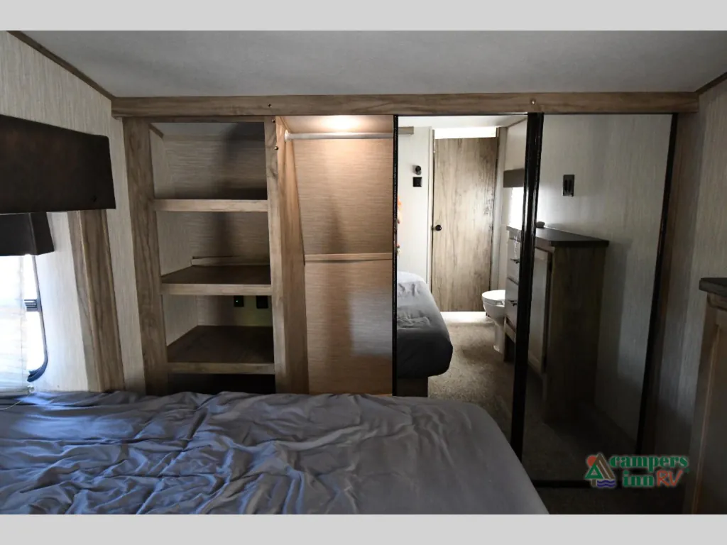 2021 Forest River Cherokee Arctic Wolf 3550 SUITE, Photos photo 46
