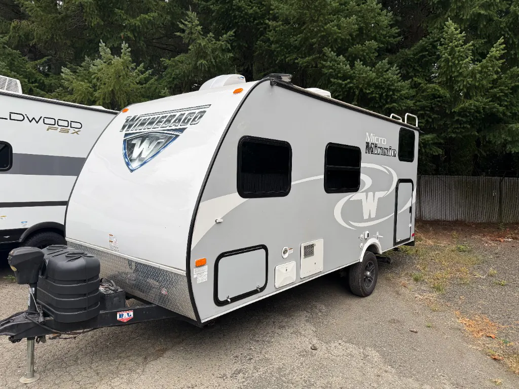 2017 Winnebago Micro Minnie 1700BH - Photo 2