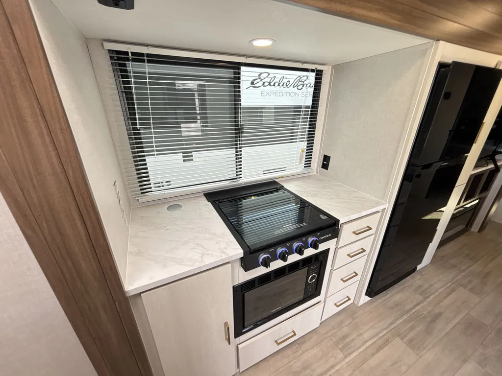 2026 Forest River Vibe Extreme Lite 2500CK, Photos photo 19