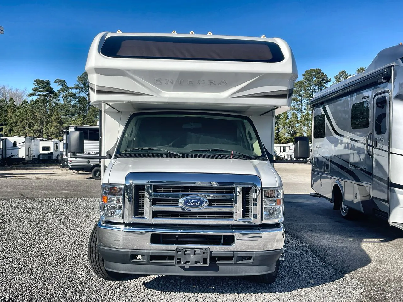 2022 Entegra Coach Odyssey 27U - Photo 2