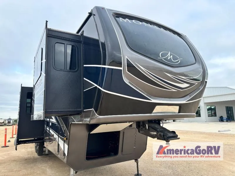 2022 Keystone Montana 3761FL - Photo 2