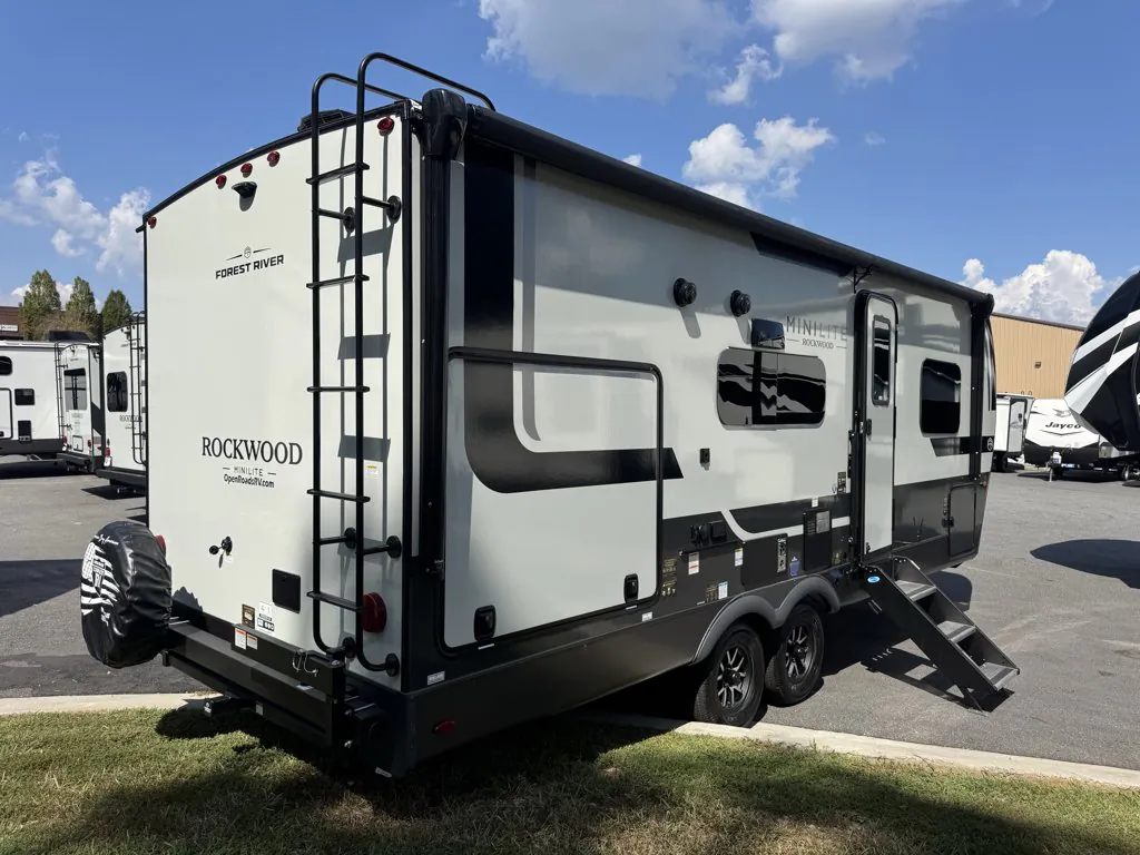 2026 Forest River Rockwood Mini Lite 2513S — Photo 6