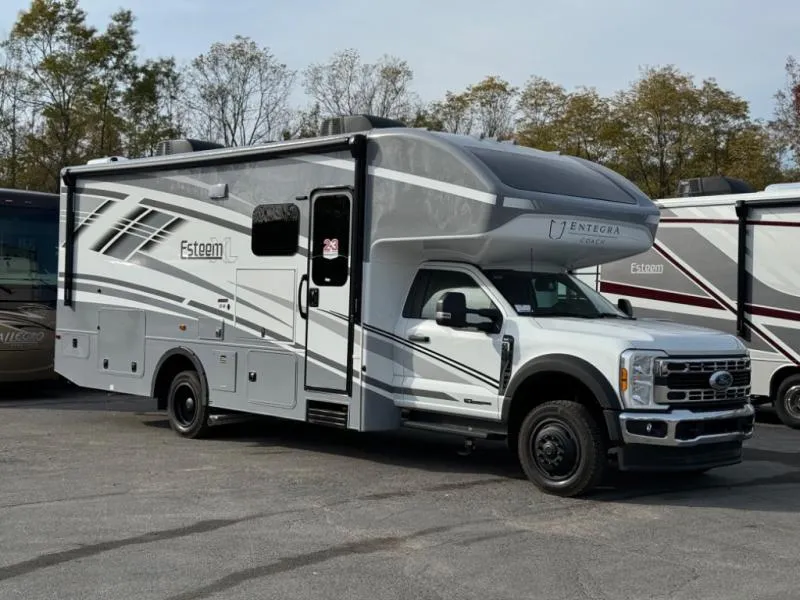 2025 Entegra Coach Esteem XL 30M - Photo 2
