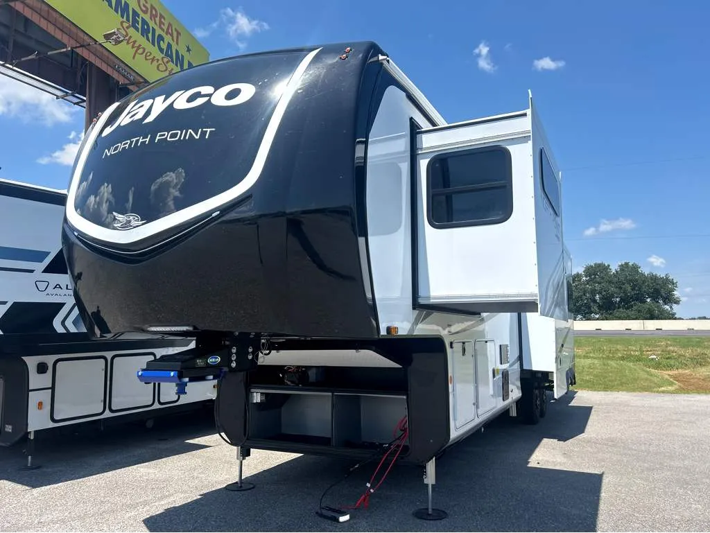 2026 Jayco North Point 390CKDS - Photo 3