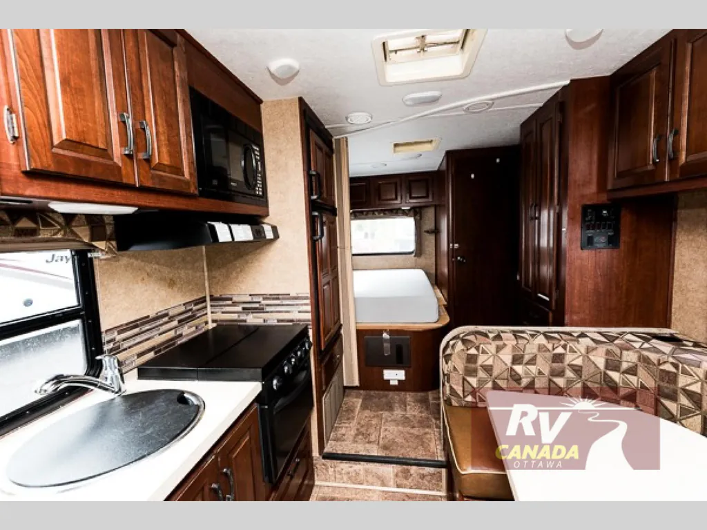2015 Forest River Sunseeker 2300, Photos photo 10