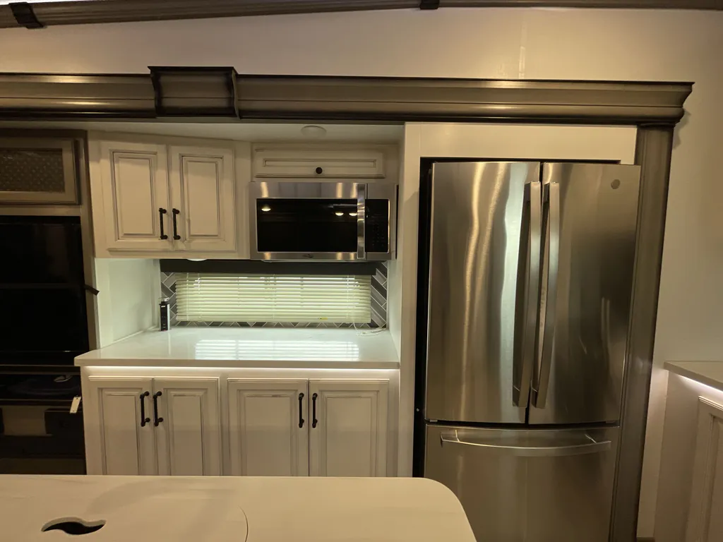 2022 Keystone Montana 3231CK, Photos photo 12