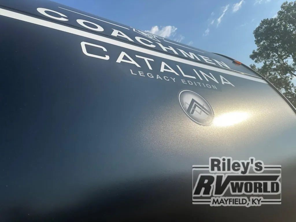 2026 Coachmen Catalina Legacy Edition 273DBHCK, Photos photo 6