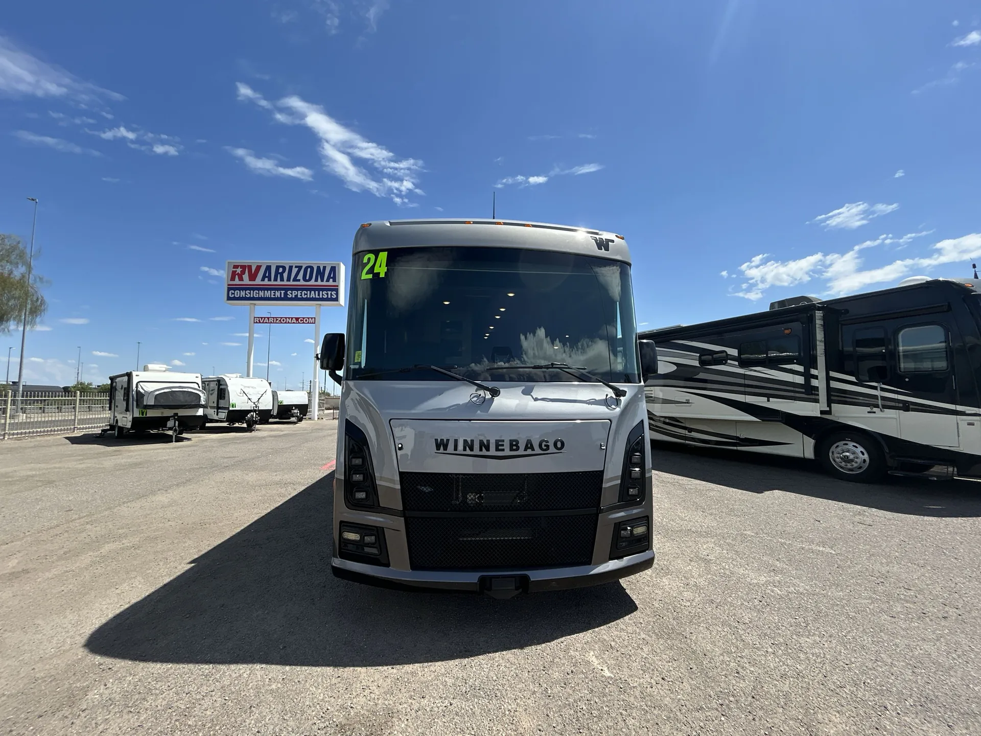 2024 Winnebago Vista NPF 29NP — front