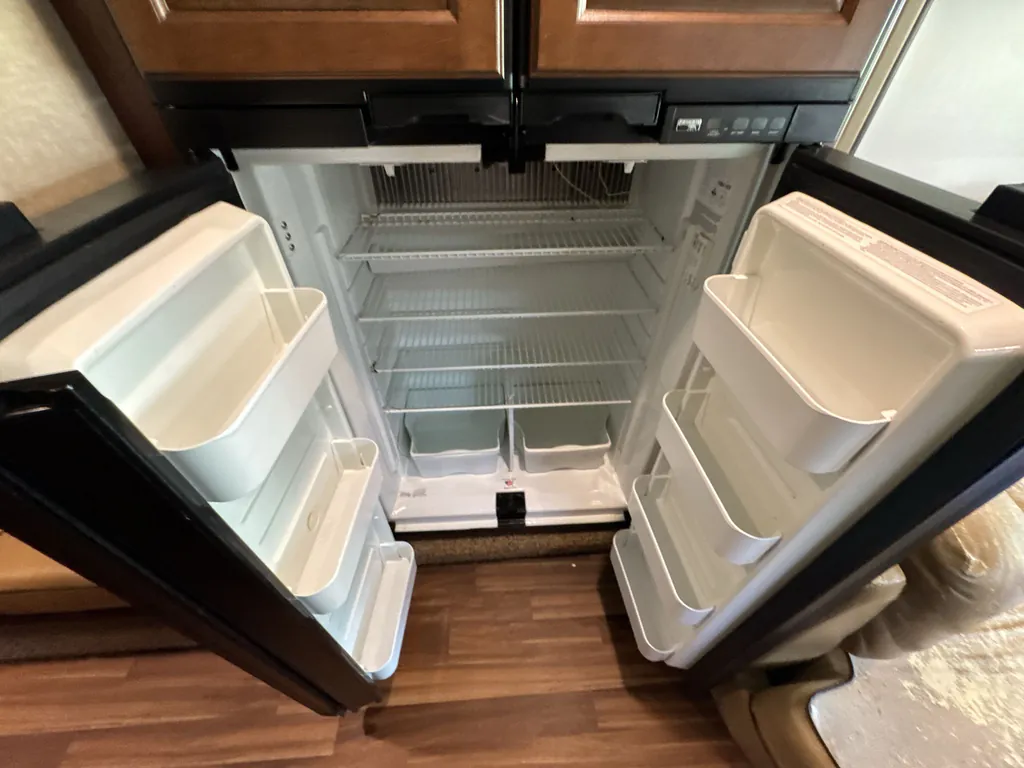 2015 Jayco Precept 29UM, Photos photo 9