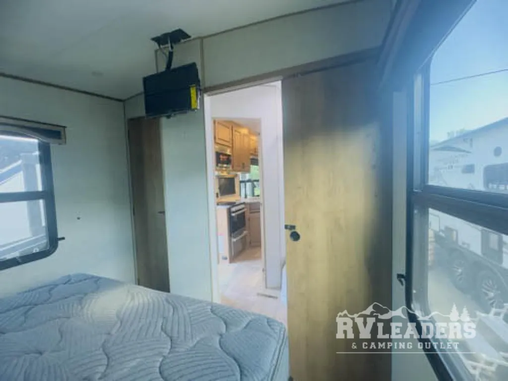 2027 Outdoors RV Trail Series 29TRX, Photos photo 38