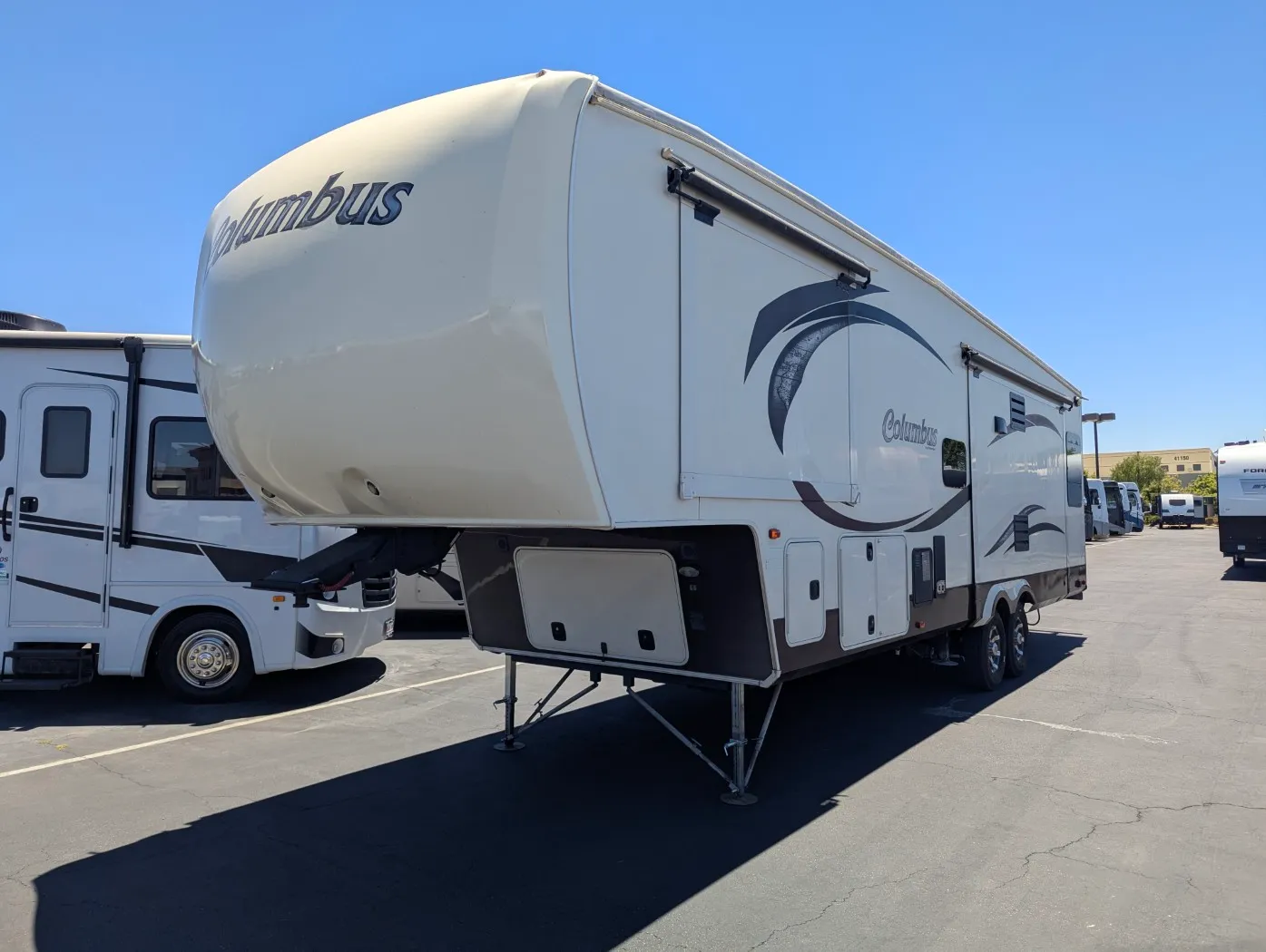 2013 Palomino Columbus 320RS - Photo 2
