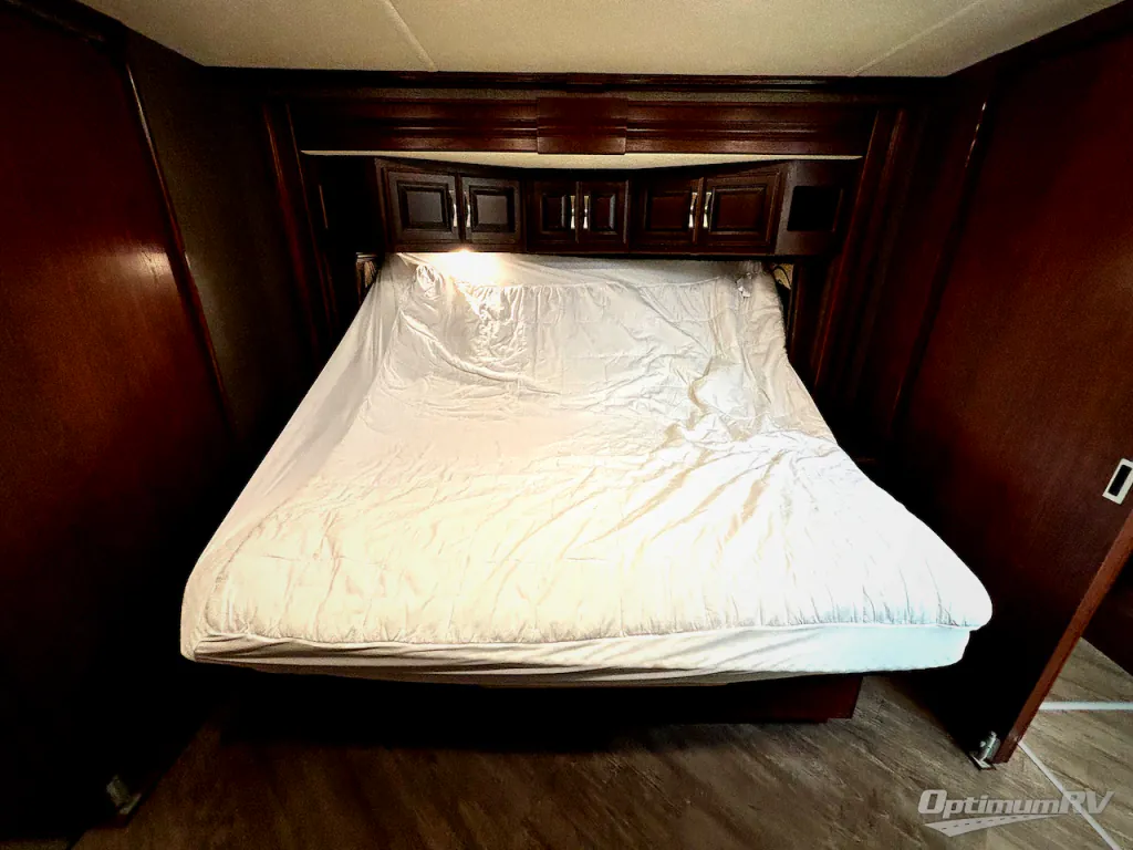 2017 Fleetwood Pace Arrow LXE 38K, Photos photo 19
