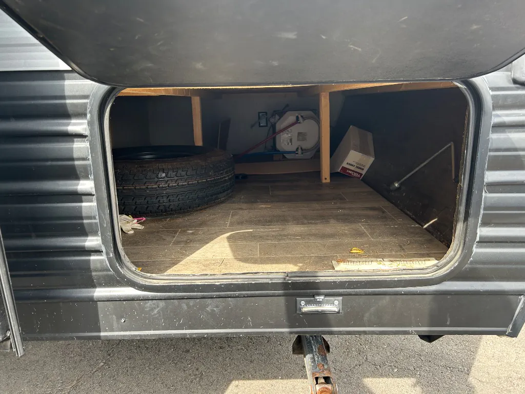 2019 Forest River Cherokee Grey Wolf 19SM, Photos photo 6