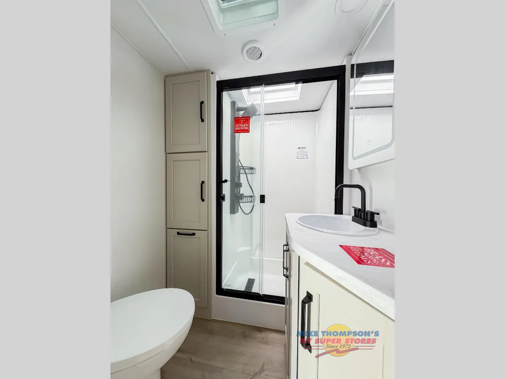 2026 Grand Design Momentum 399M, Photos photo 15