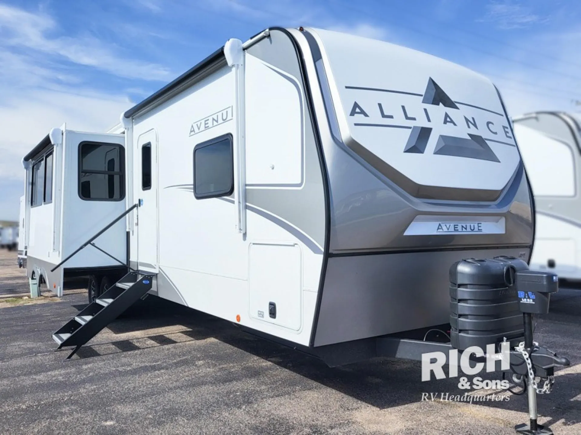 2026 Alliance RV Avenue 333BH - Photo 2