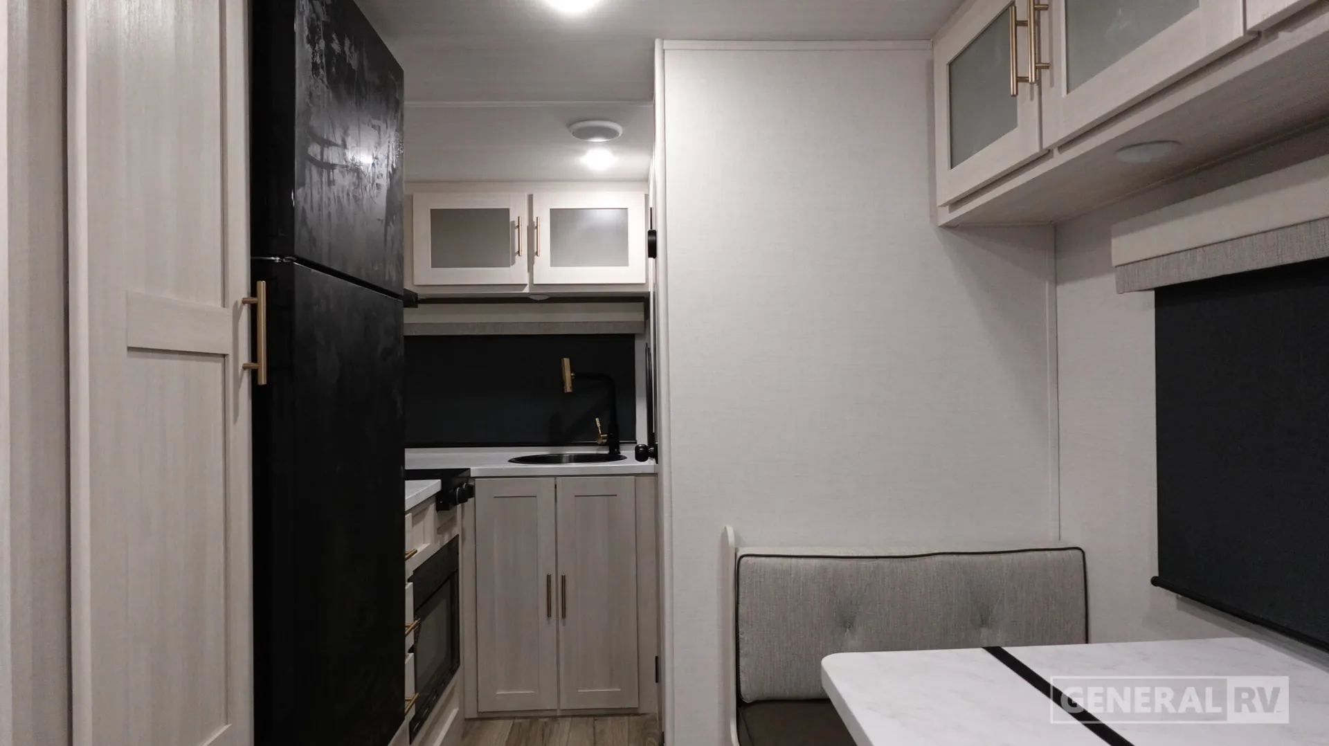 2026 Forest River R-Pod RPT194 - Photo 3