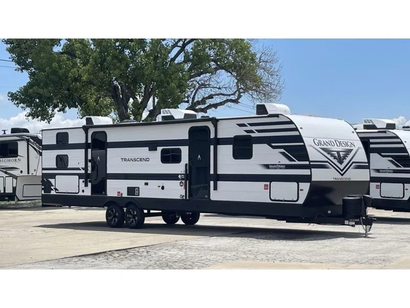 2027 Grand Design Transcend 325BHT - Photo 3