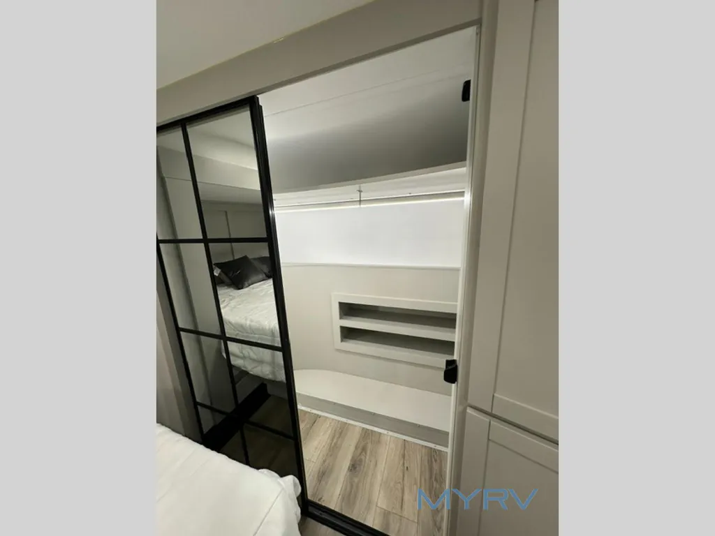 2025 Brinkley Model Z 3610, Photos photo 56