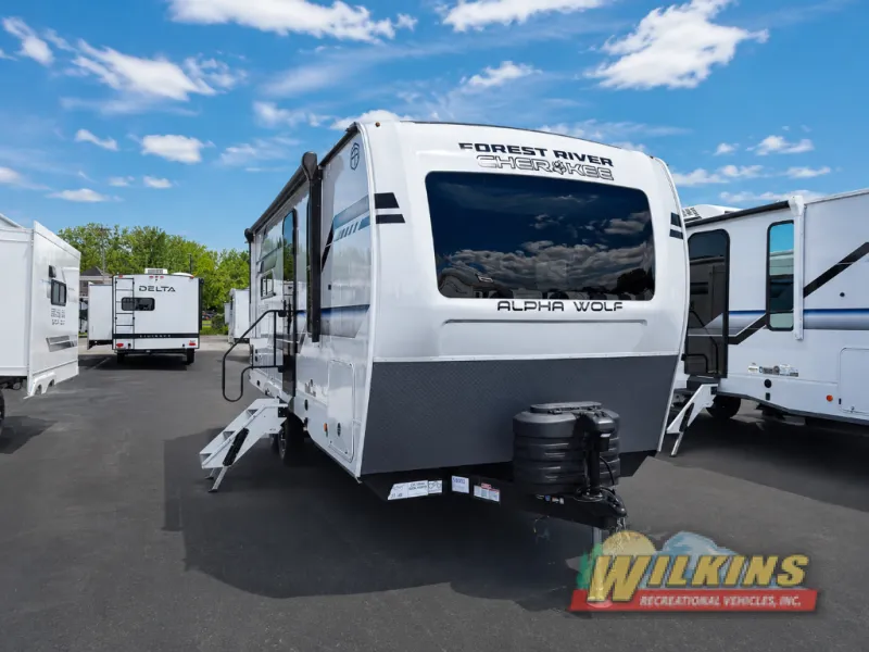 2026 Forest River Cherokee Alpha Wolf 21RB - Photo 2